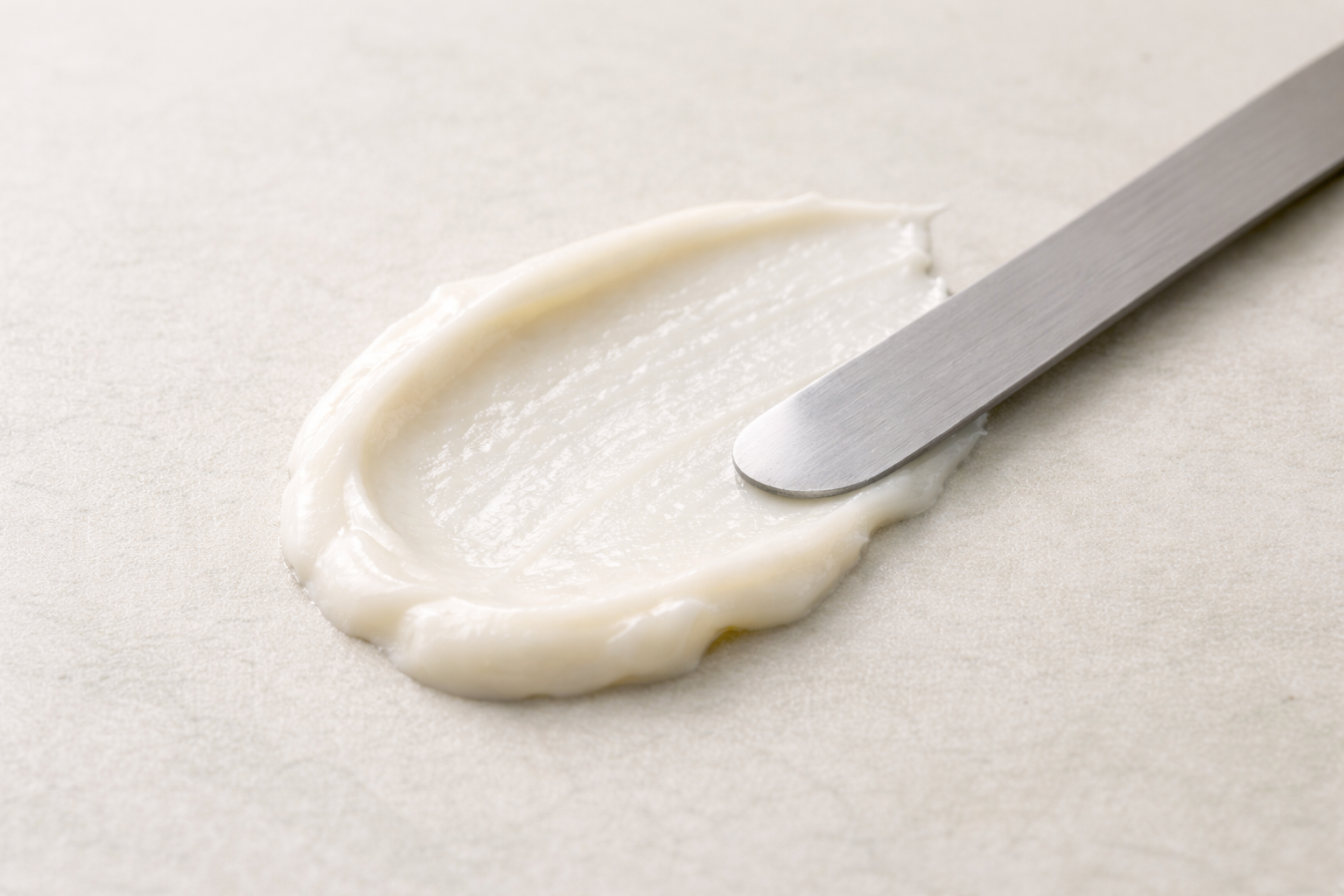 Azelaic acid cream texture image